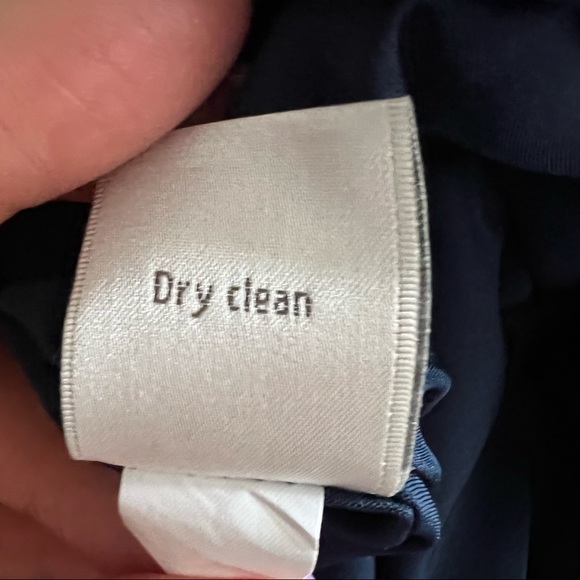 Lauren Conrad Disney navy rabbit print shorts size small - Picture 10 of 10